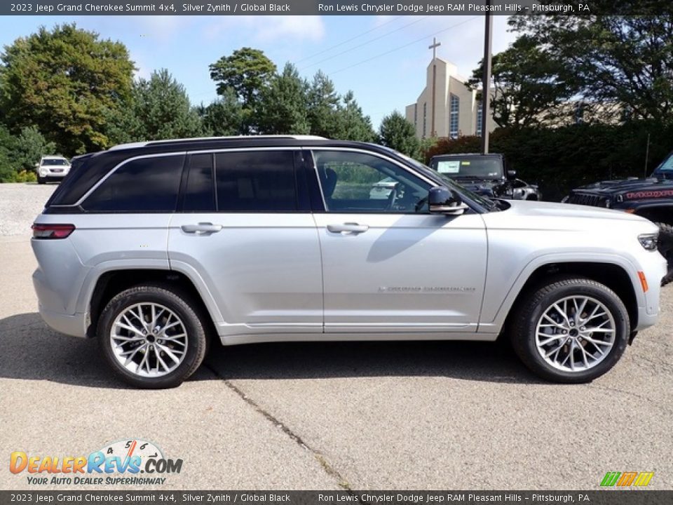 2023 Jeep Grand Cherokee Summit 4x4 Silver Zynith / Global Black Photo #6