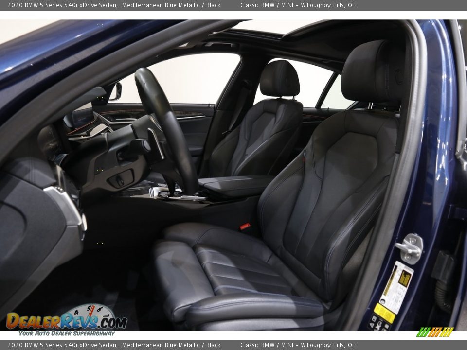 Front Seat of 2020 BMW 5 Series 540i xDrive Sedan Photo #5