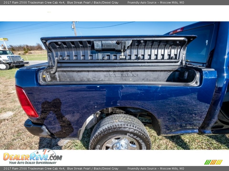 2017 Ram 2500 Tradesman Crew Cab 4x4 Blue Streak Pearl / Black/Diesel Gray Photo #2