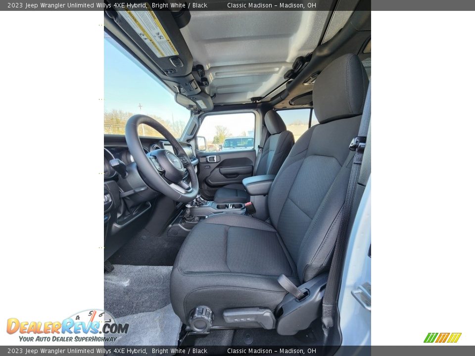 2023 Jeep Wrangler Unlimited Willys 4XE Hybrid Bright White / Black Photo #6
