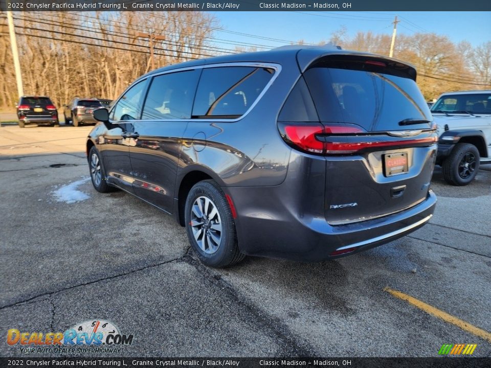 2022 Chrysler Pacifica Hybrid Touring L Granite Crystal Metallic / Black/Alloy Photo #4