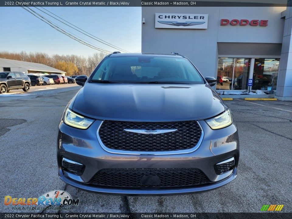 2022 Chrysler Pacifica Touring L Granite Crystal Metallic / Black/Alloy Photo #2