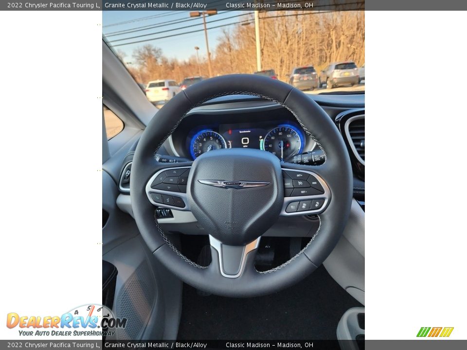 2022 Chrysler Pacifica Touring L Granite Crystal Metallic / Black/Alloy Photo #11