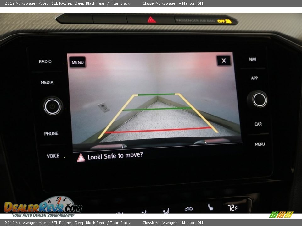 Controls of 2019 Volkswagen Arteon SEL R-Line Photo #13