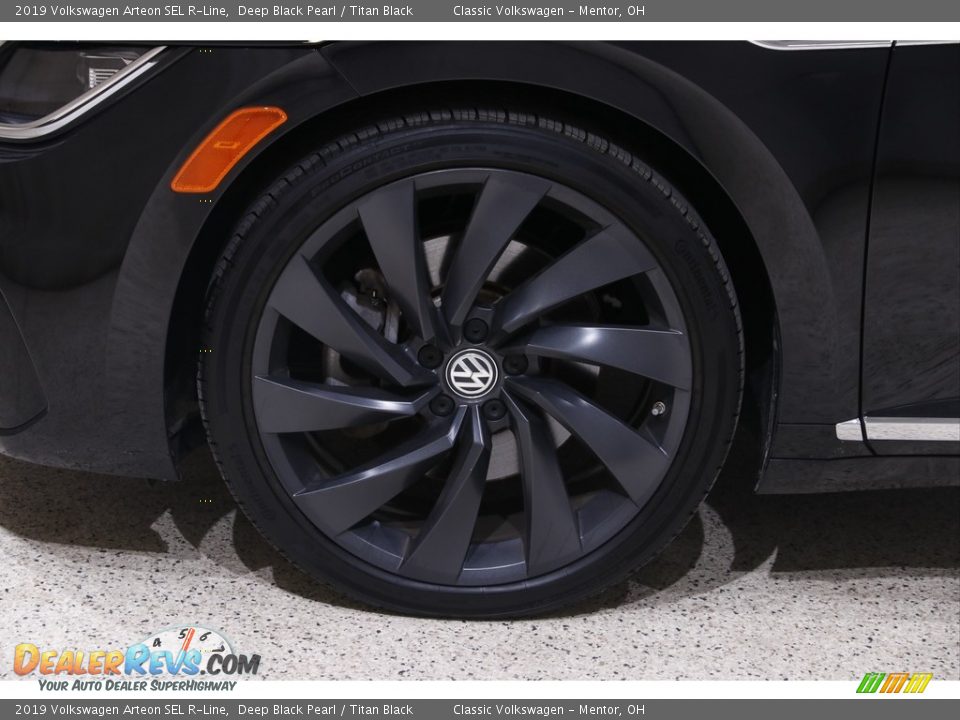 2019 Volkswagen Arteon SEL R-Line Wheel Photo #22