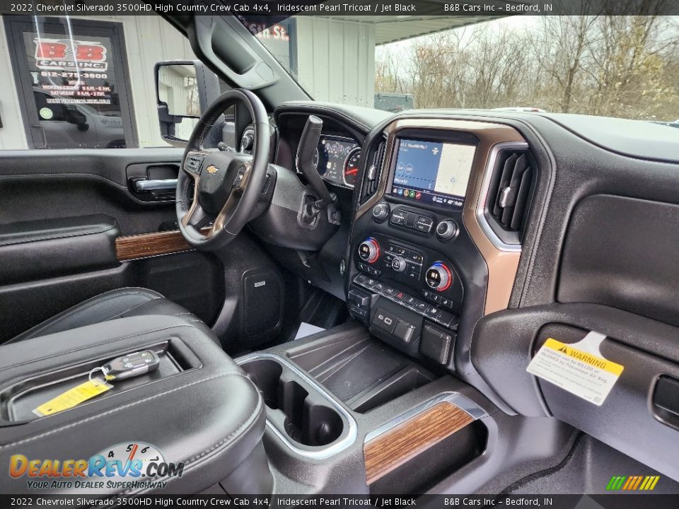 2022 Chevrolet Silverado 3500HD High Country Crew Cab 4x4 Iridescent Pearl Tricoat / Jet Black Photo #19