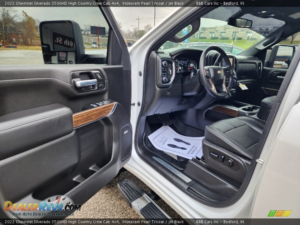 2022 Chevrolet Silverado 3500HD High Country Crew Cab 4x4 Iridescent Pearl Tricoat / Jet Black Photo #21