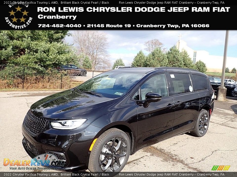2022 Chrysler Pacifica Touring L AWD Brilliant Black Crystal Pearl / Black Photo #1