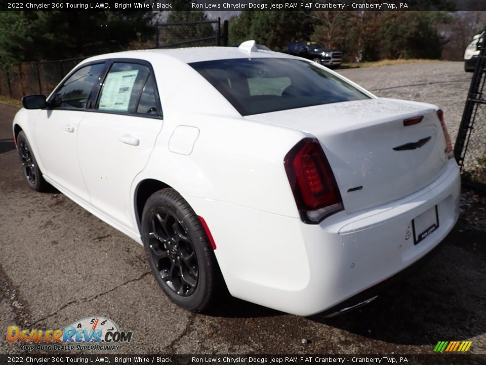 2022 Chrysler 300 Touring L AWD Bright White / Black Photo #3