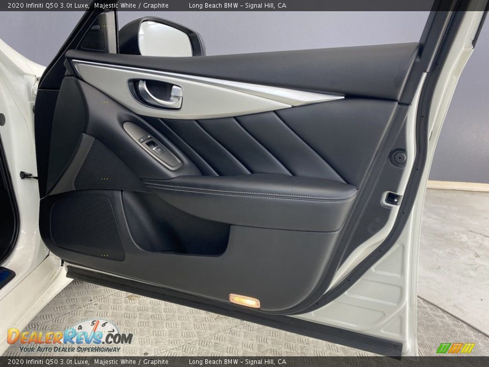 Door Panel of 2020 Infiniti Q50 3.0t Luxe Photo #31