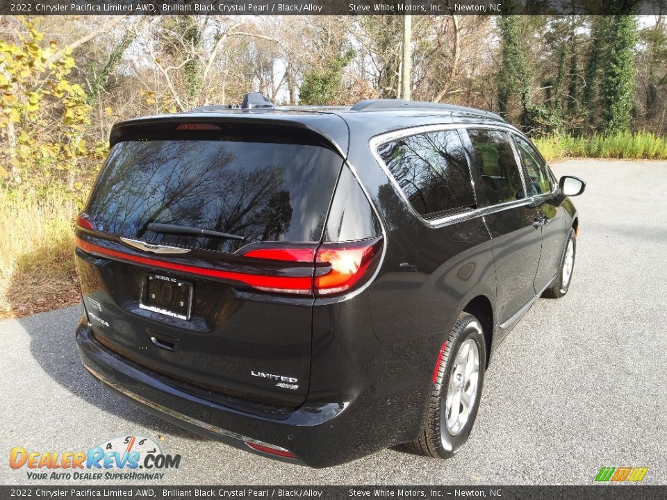 2022 Chrysler Pacifica Limited AWD Brilliant Black Crystal Pearl / Black/Alloy Photo #6