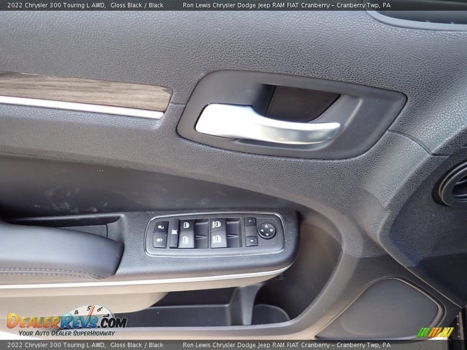 Door Panel of 2022 Chrysler 300 Touring L AWD Photo #15