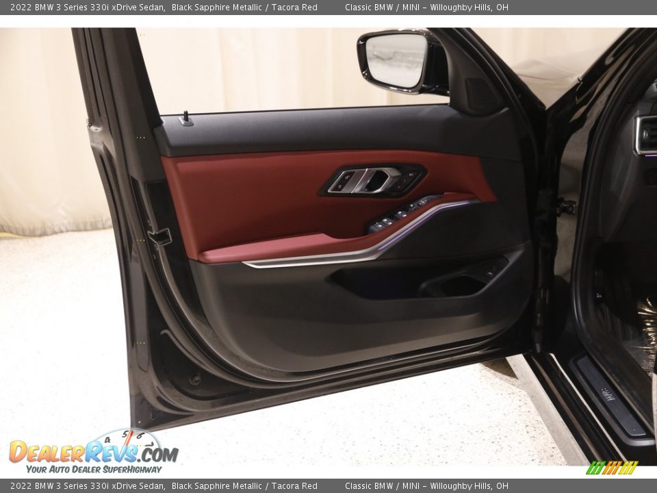 2022 BMW 3 Series 330i xDrive Sedan Black Sapphire Metallic / Tacora Red Photo #4