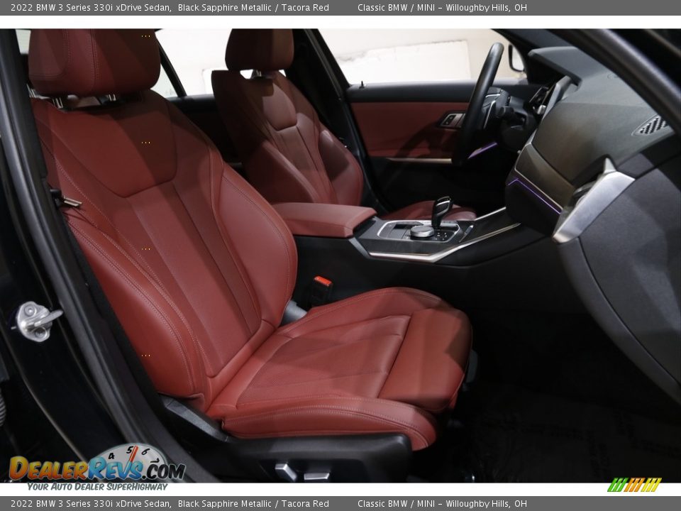 2022 BMW 3 Series 330i xDrive Sedan Black Sapphire Metallic / Tacora Red Photo #18