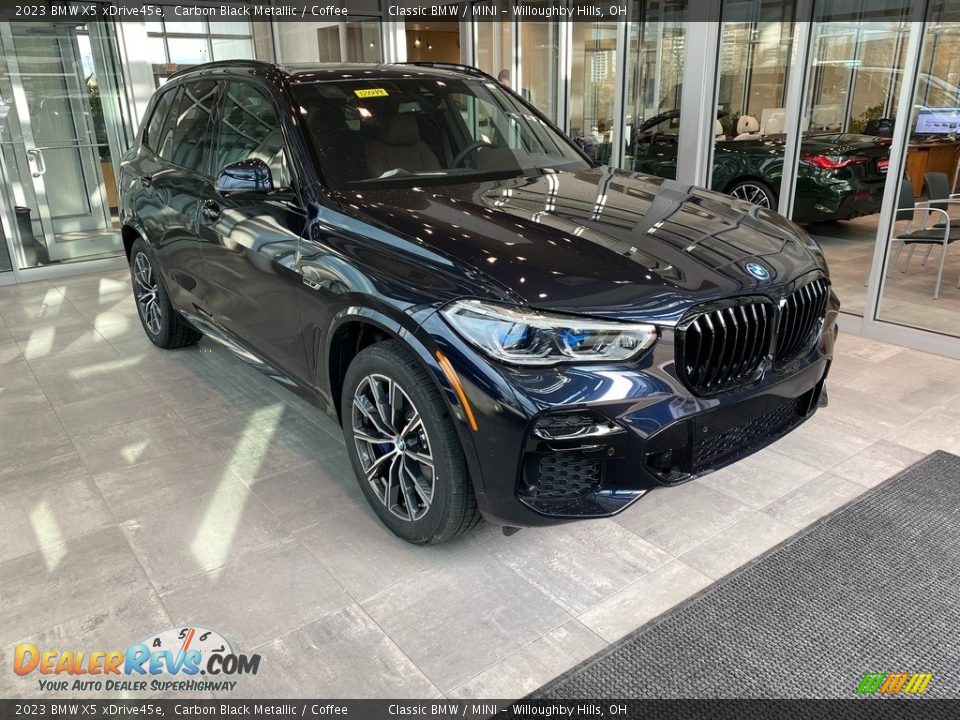 2023 BMW X5 xDrive45e Carbon Black Metallic / Coffee Photo #1