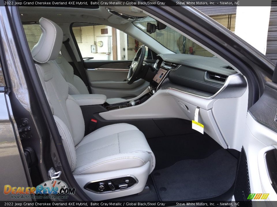 Front Seat of 2022 Jeep Grand Cherokee Overland 4XE Hybrid Photo #20