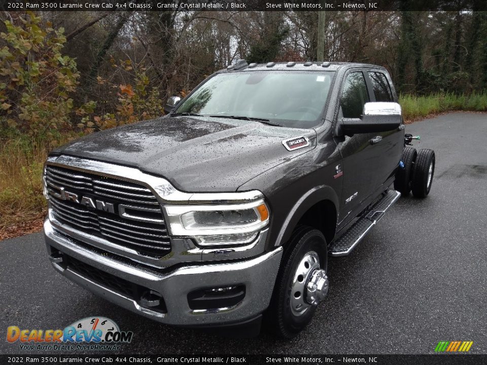 2022 Ram 3500 Laramie Crew Cab 4x4 Chassis Granite Crystal Metallic / Black Photo #2