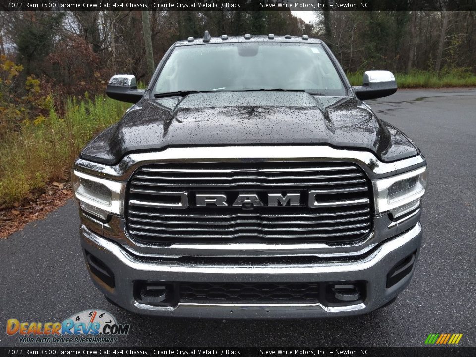 2022 Ram 3500 Laramie Crew Cab 4x4 Chassis Granite Crystal Metallic / Black Photo #3