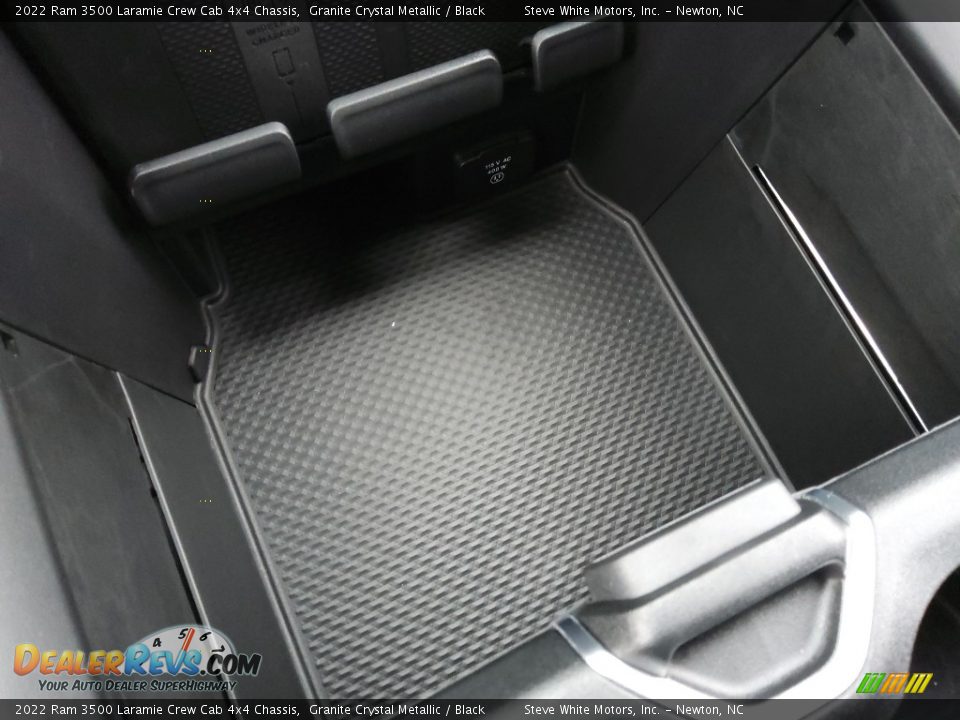 2022 Ram 3500 Laramie Crew Cab 4x4 Chassis Granite Crystal Metallic / Black Photo #28