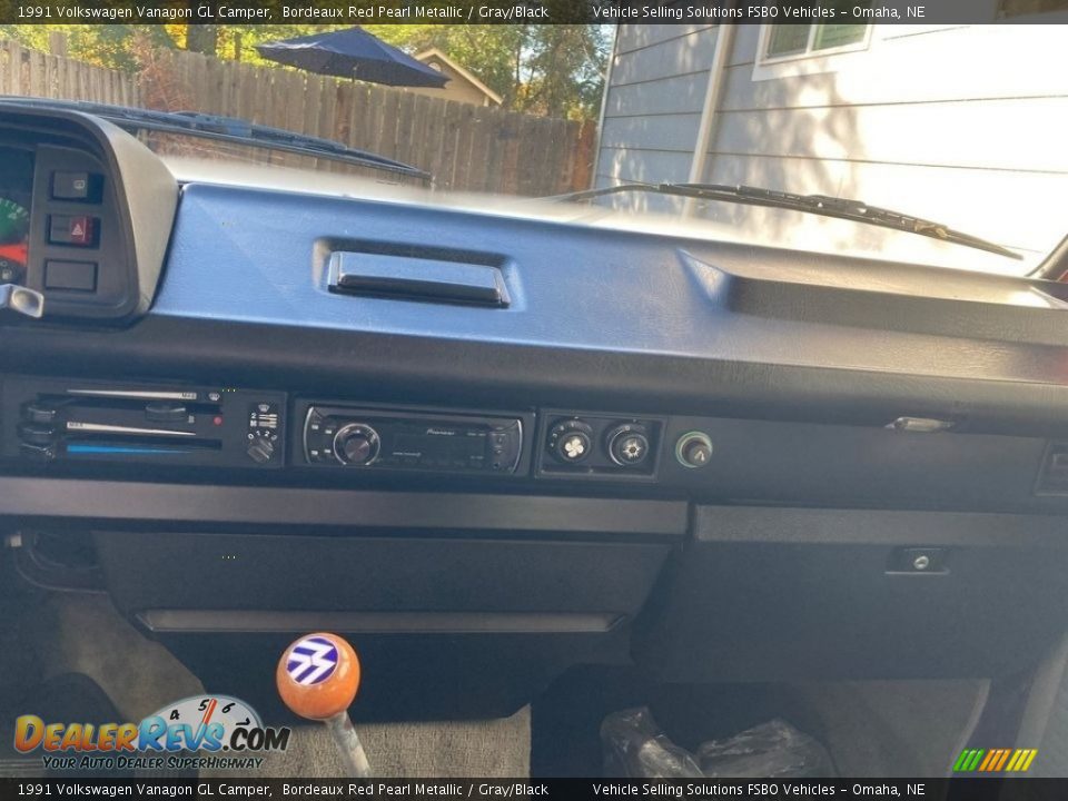 Dashboard of 1991 Volkswagen Vanagon GL Camper Photo #7