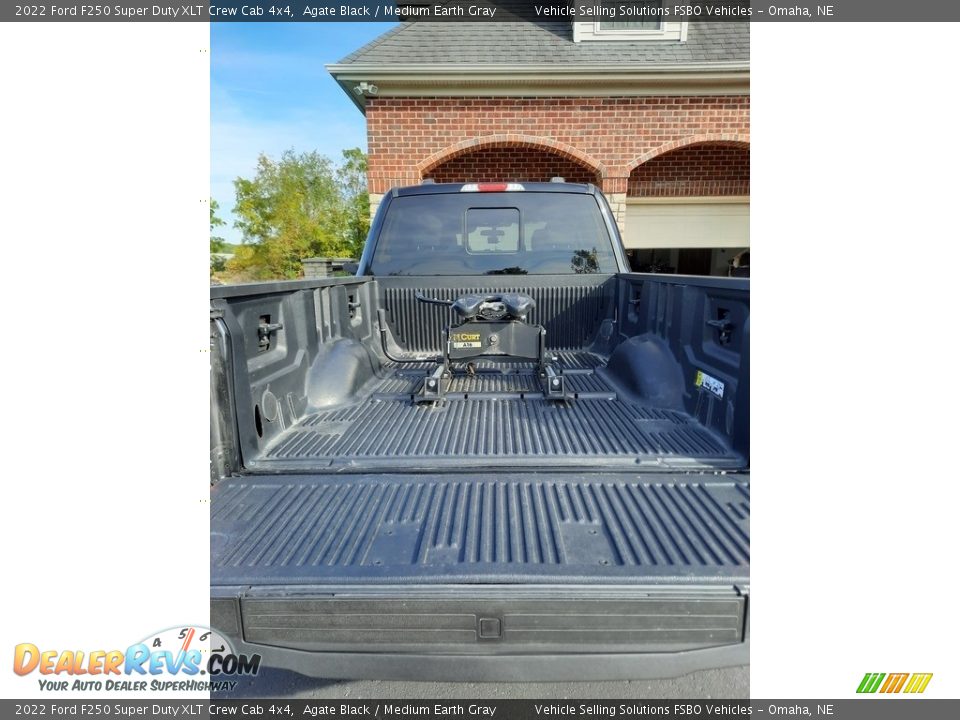 2022 Ford F250 Super Duty XLT Crew Cab 4x4 Agate Black / Medium Earth Gray Photo #5