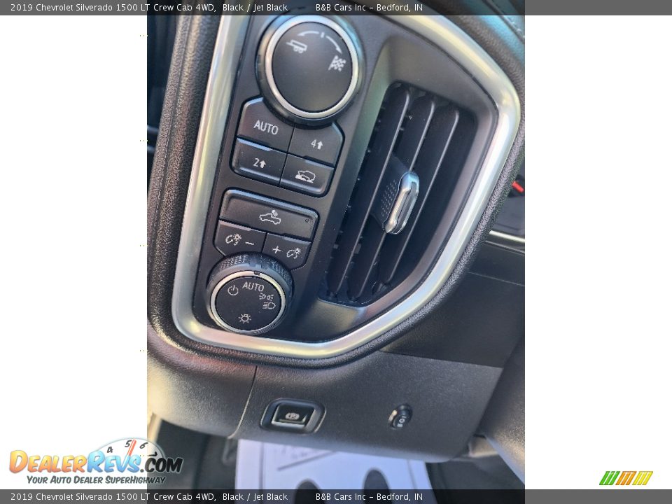 2019 Chevrolet Silverado 1500 LT Crew Cab 4WD Black / Jet Black Photo #20