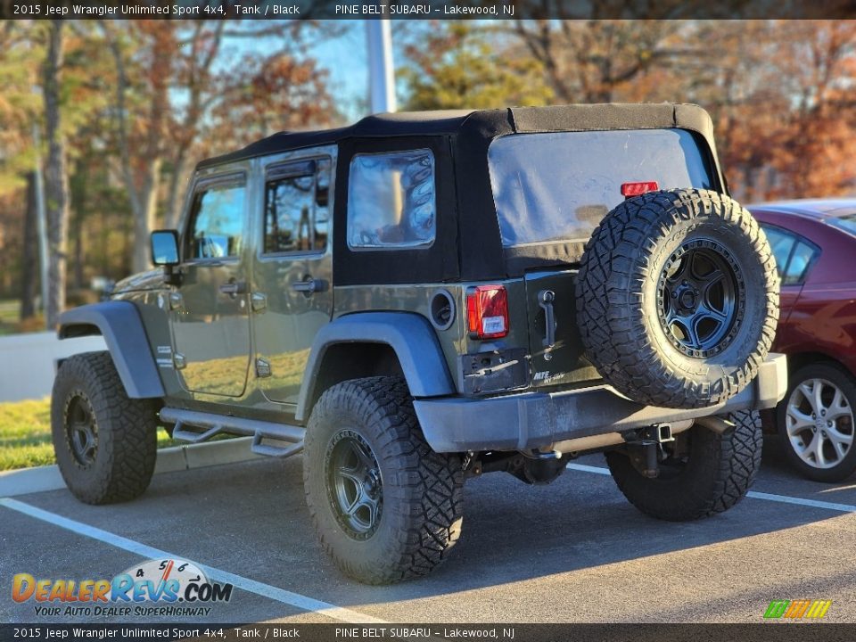 2015 Jeep Wrangler Unlimited Sport 4x4 Tank / Black Photo #8