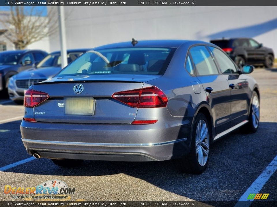 2019 Volkswagen Passat Wolfsburg Platinum Gray Metallic / Titan Black Photo #8