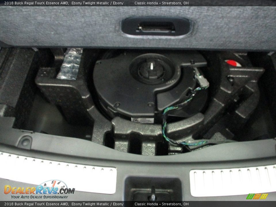 2018 Buick Regal TourX Essence AWD Ebony Twilight Metallic / Ebony Photo #23