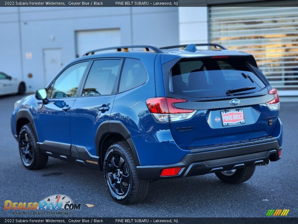 2022 Subaru Forester Wilderness Geyser Blue / Black Photo #4