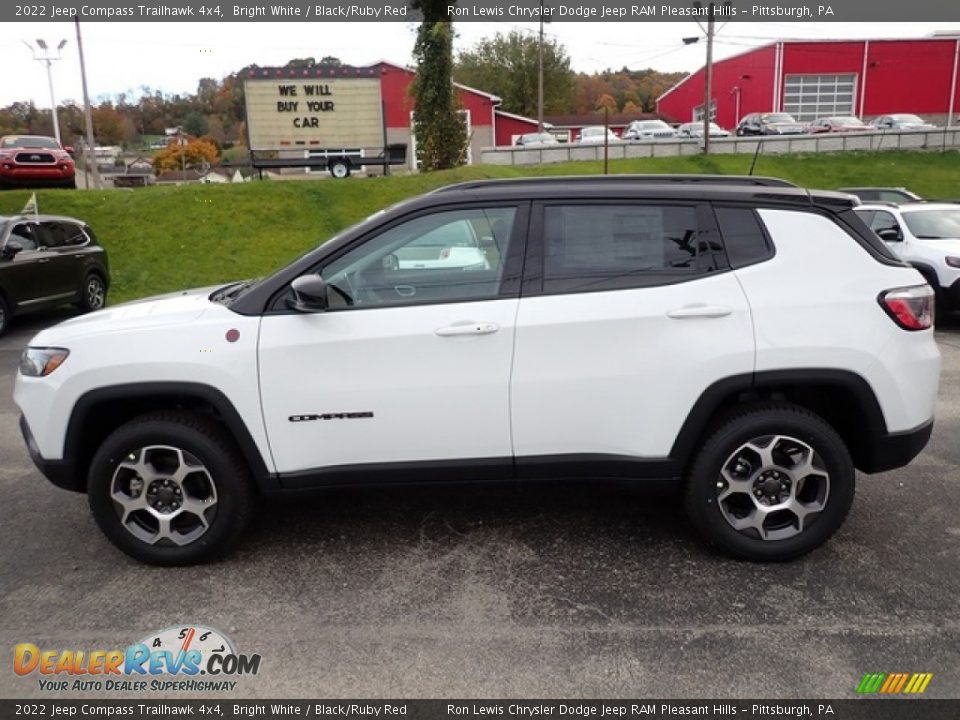 2022 Jeep Compass Trailhawk 4x4 Bright White / Black/Ruby Red Photo #2