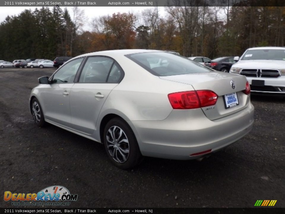 2011 Volkswagen Jetta SE Sedan Black / Titan Black Photo #4