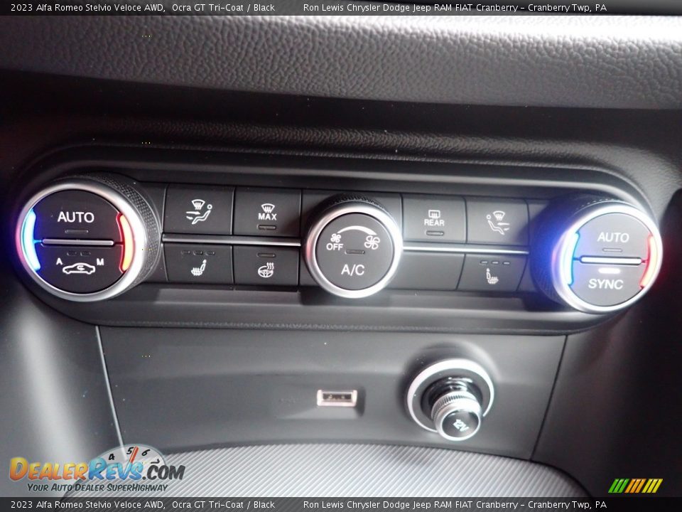 Controls of 2023 Alfa Romeo Stelvio Veloce AWD Photo #15