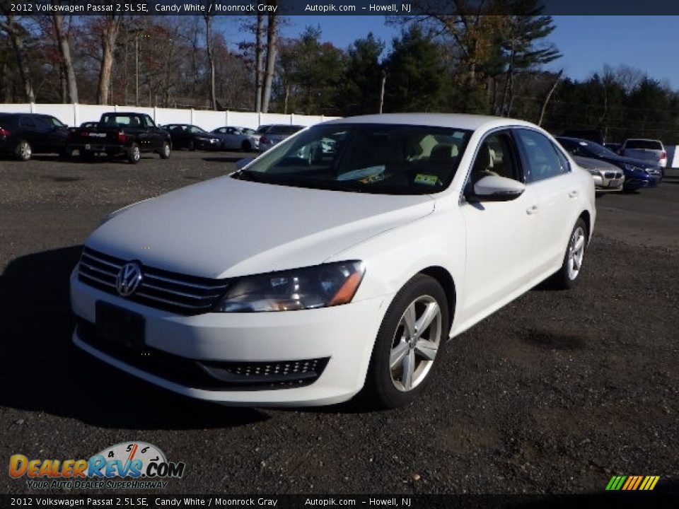 2012 Volkswagen Passat 2.5L SE Candy White / Moonrock Gray Photo #1