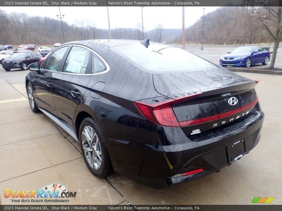 2023 Hyundai Sonata SEL Onyx Black / Medium Gray Photo #4