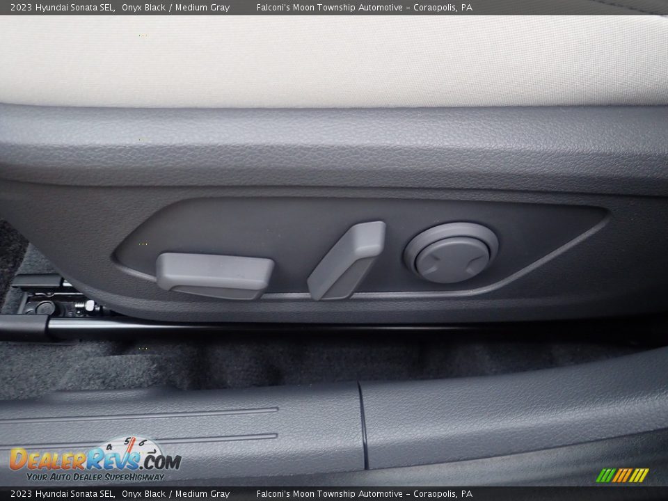 2023 Hyundai Sonata SEL Onyx Black / Medium Gray Photo #15