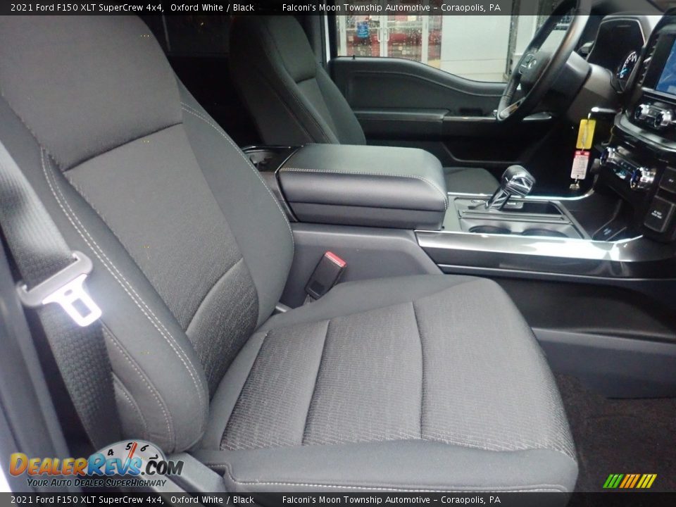Front Seat of 2021 Ford F150 XLT SuperCrew 4x4 Photo #10