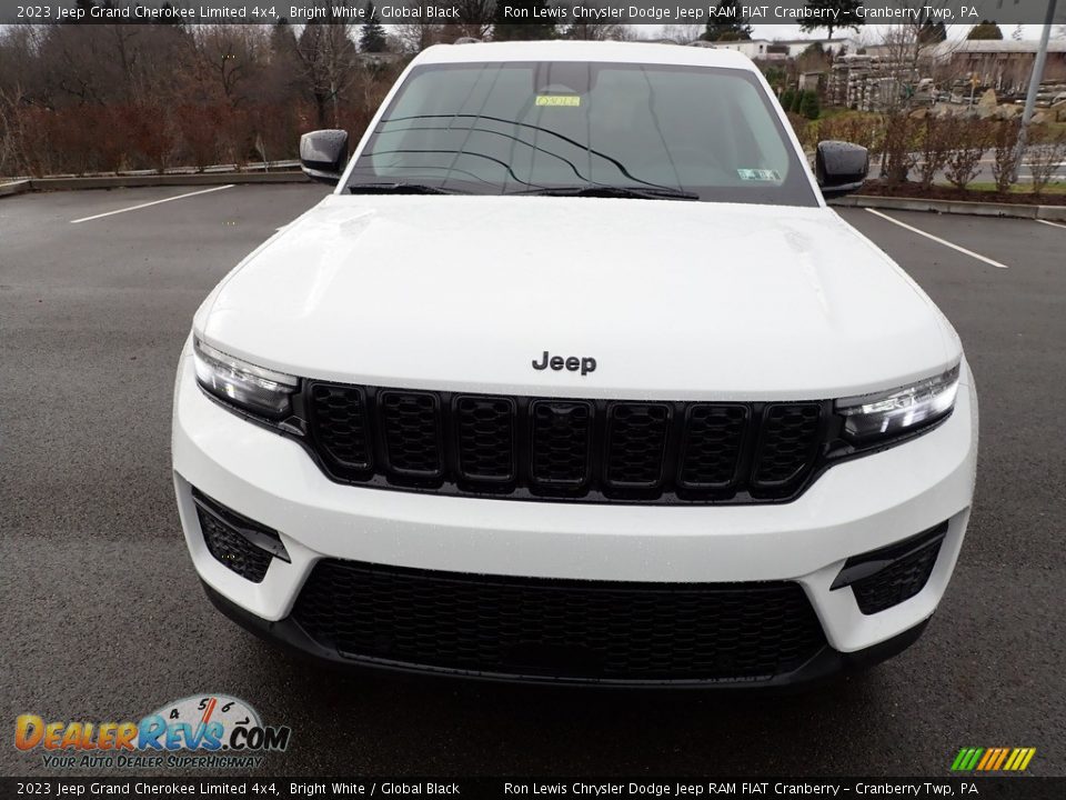 2023 Jeep Grand Cherokee Limited 4x4 Bright White / Global Black Photo #8