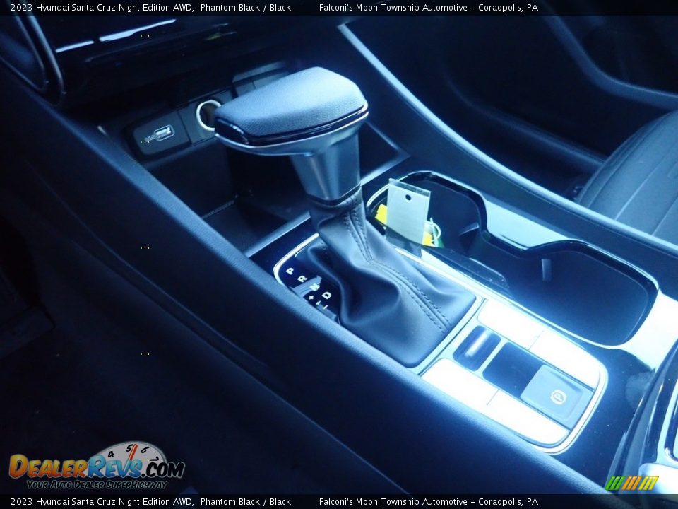 2023 Hyundai Santa Cruz Night Edition AWD Shifter Photo #16