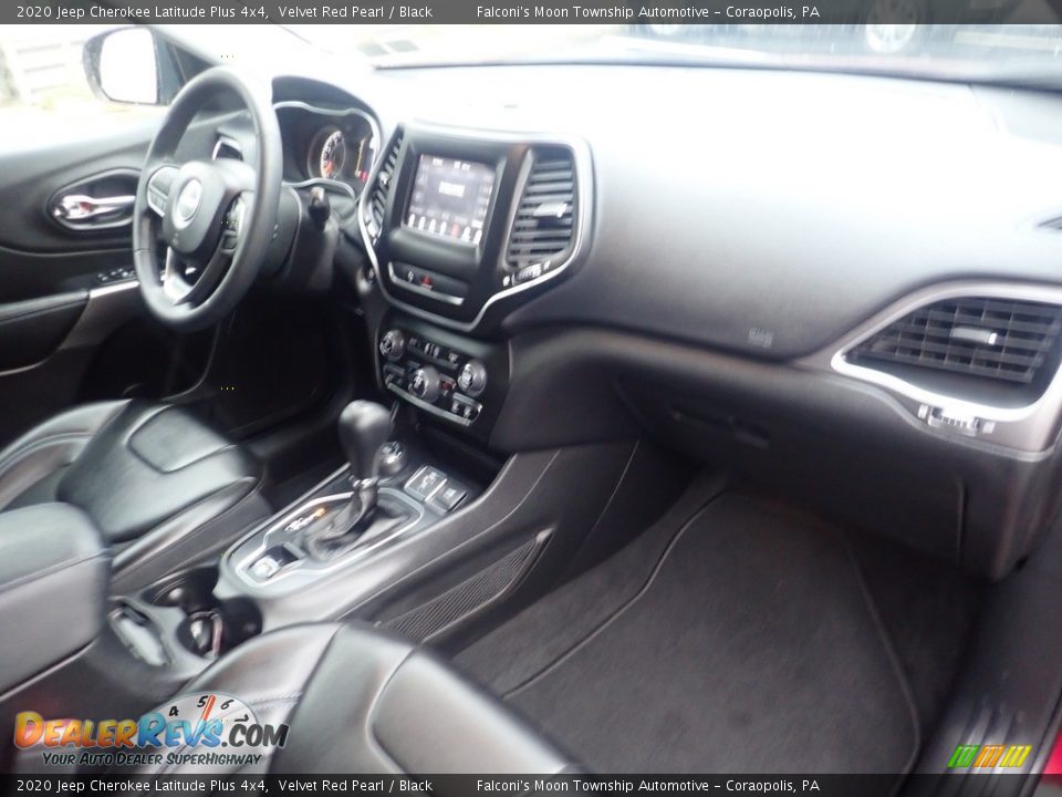 2020 Jeep Cherokee Latitude Plus 4x4 Velvet Red Pearl / Black Photo #12