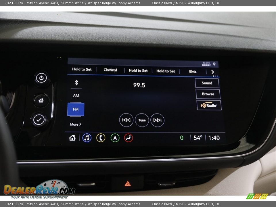 Controls of 2021 Buick Envision Avenir AWD Photo #10