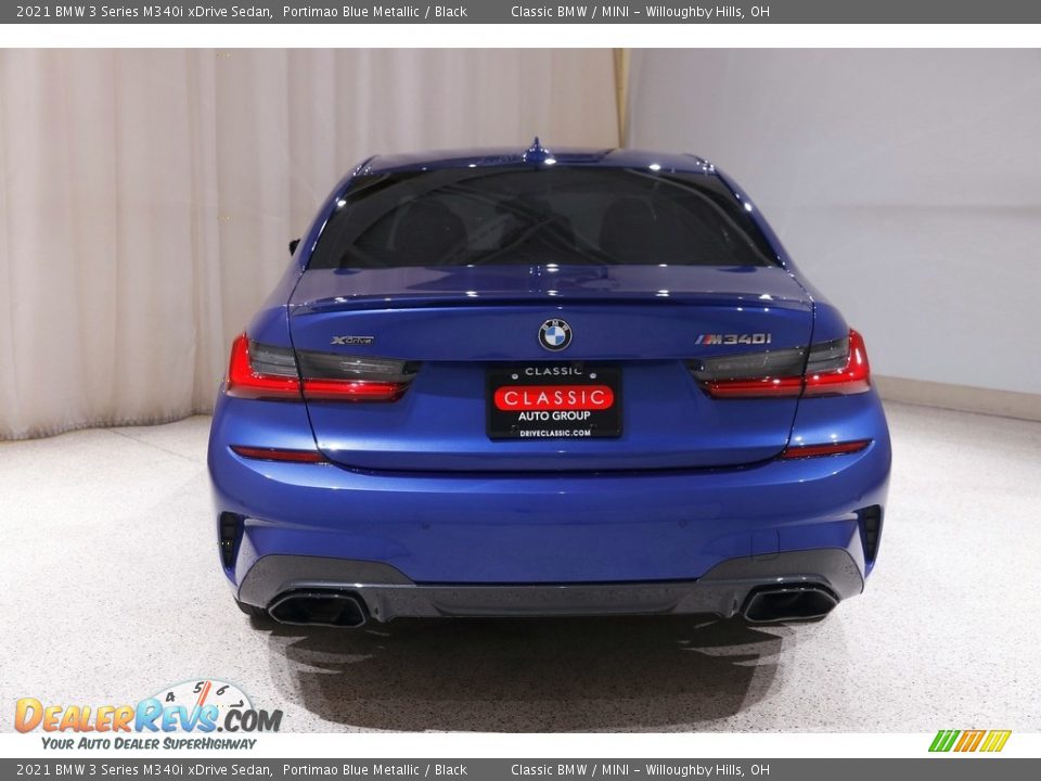 Exhaust of 2021 BMW 3 Series M340i xDrive Sedan Photo #23