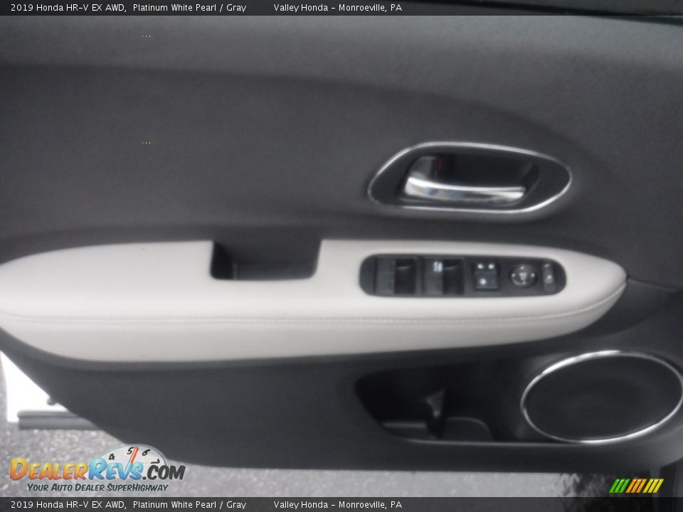 2019 Honda HR-V EX AWD Platinum White Pearl / Gray Photo #10