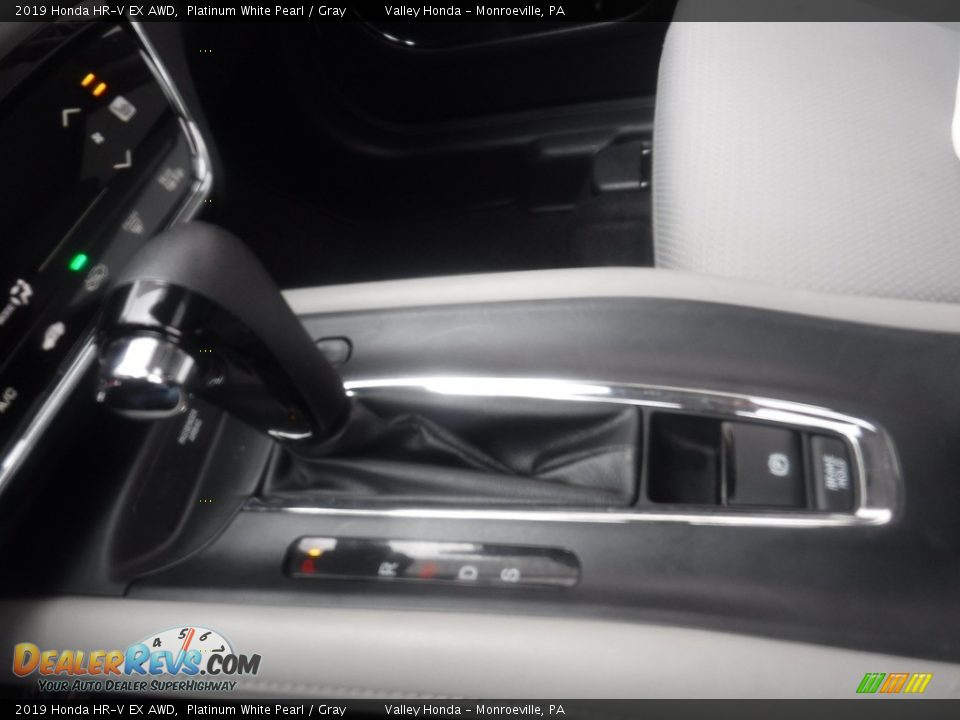 2019 Honda HR-V EX AWD Platinum White Pearl / Gray Photo #15