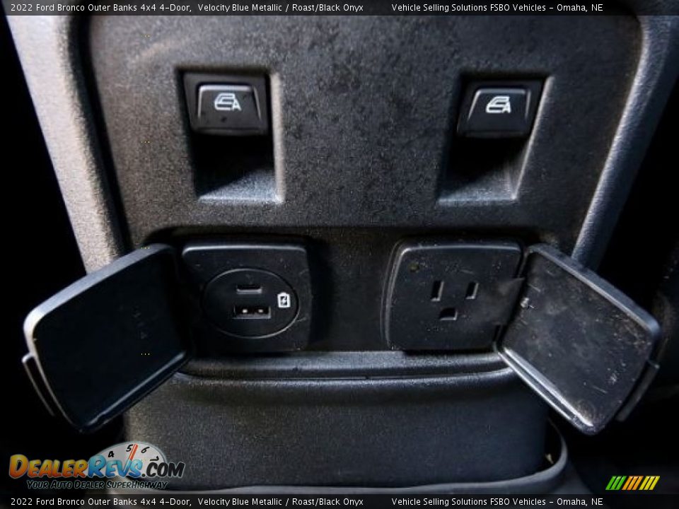 2022 Ford Bronco Outer Banks 4x4 4-Door Velocity Blue Metallic / Roast/Black Onyx Photo #24