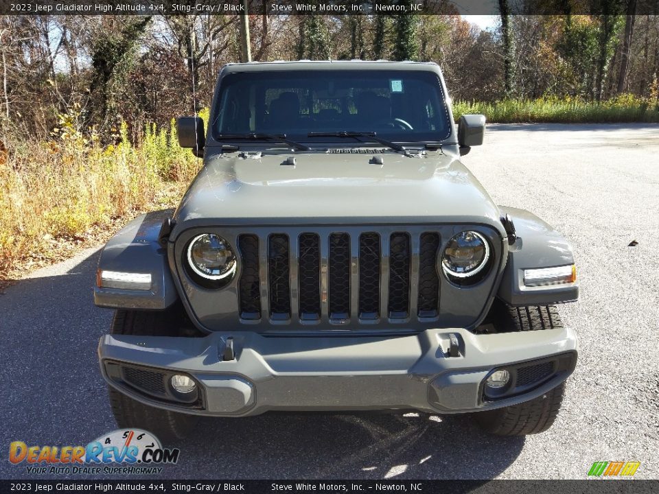 2023 Jeep Gladiator High Altitude 4x4 Sting-Gray / Black Photo #3