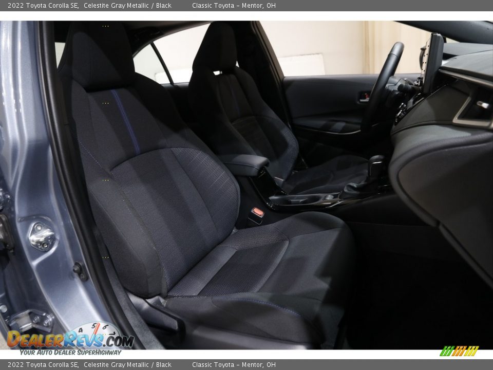 Front Seat of 2022 Toyota Corolla SE Photo #14