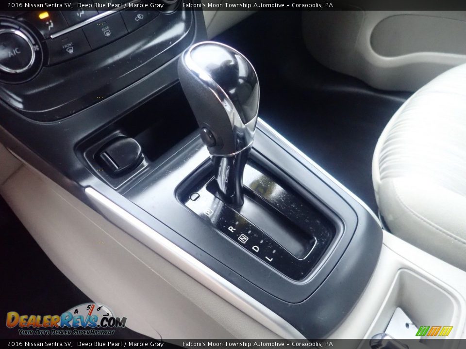 2016 Nissan Sentra SV Shifter Photo #21