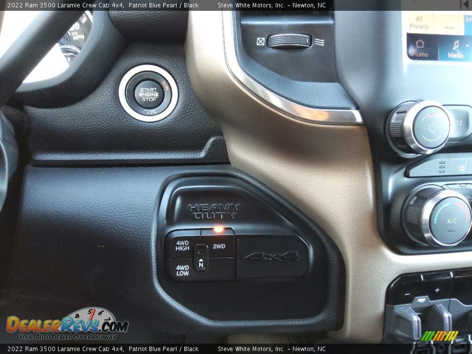 2022 Ram 3500 Laramie Crew Cab 4x4 Shifter Photo #24