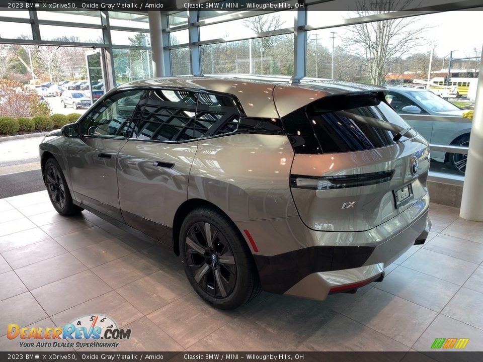 2023 BMW iX xDrive50 Oxide Gray Metallic / Amido Photo #2